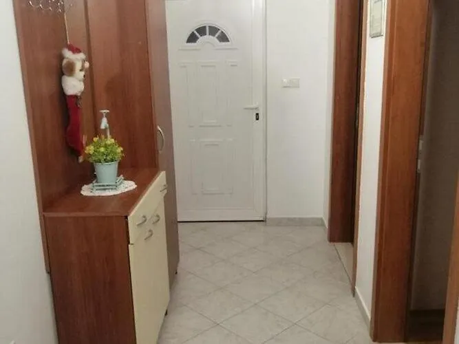 Apartment Spalato - Three Bedroom Apartment With Terrace Бибинье
