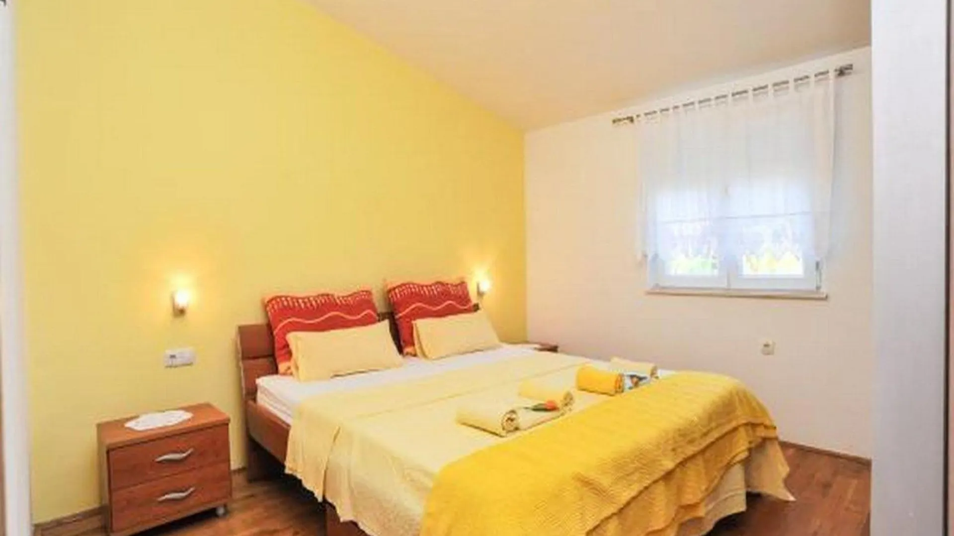 Apartment Spalato - Three Bedroom Apartment With Terrace Бибинье 0*,  Хорватия